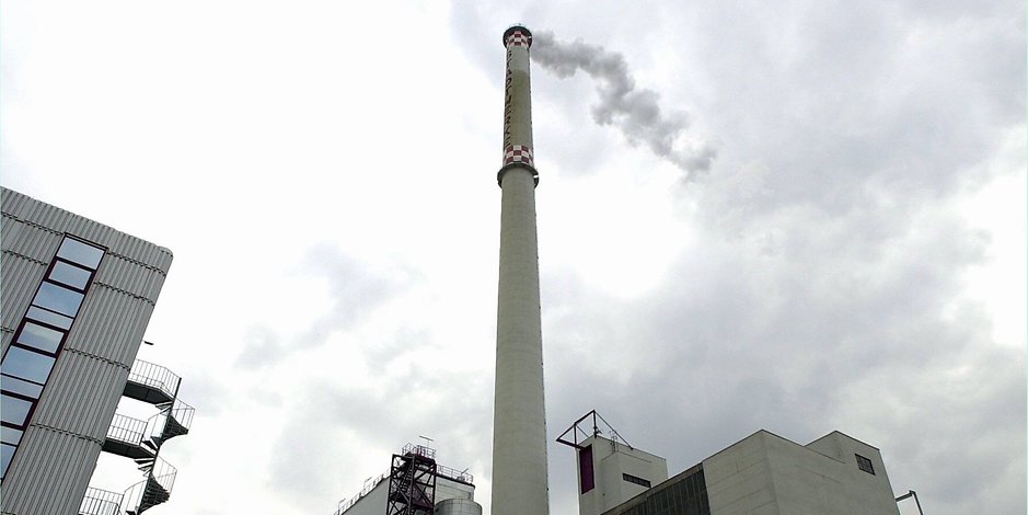 Stadtwerke Dessau will cease to operate the 52 MW capacity coal based boilers at the combined heat and power plant in 2019 following the commissioning of a new gas turbine at the municipality-owned unit, and the promise of cleaner air for the locality.