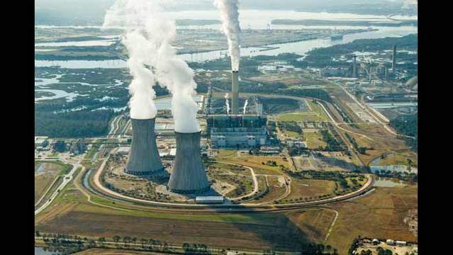 JEA and Florida Power & Light Company (FPL) shut down its 2 Unit St. Johns River Power Park (SJRPP) on 08 Jan 2018. The company had announced it would retire the plant on 17 Mar 2017. At maximum capacity SJRPP consumed approximately 4.5 million tons of coal per year. Impacted jobs: ?