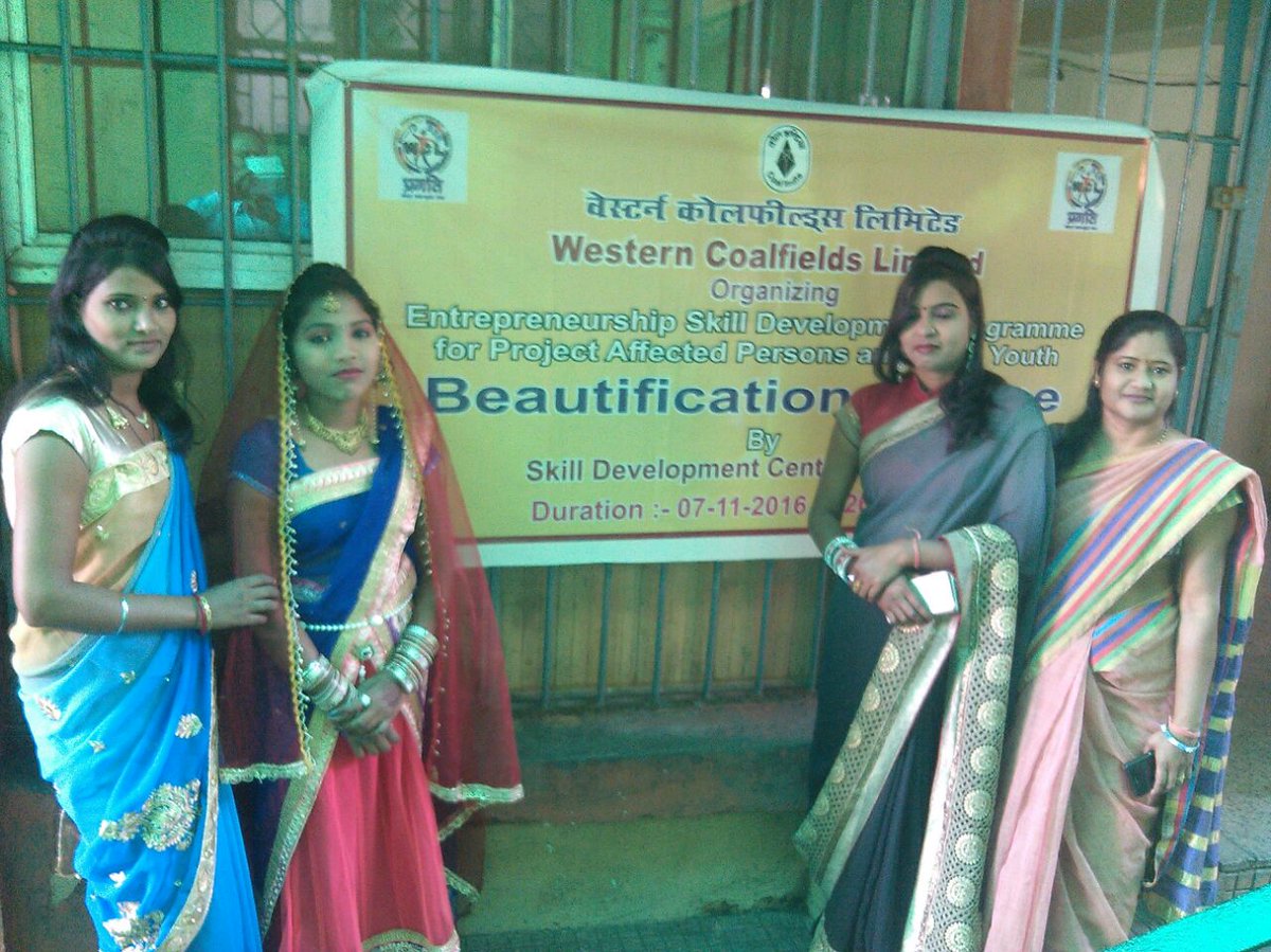 beautification course held from 07 Nov to 26 Nov attended by ? rural girls in and around Majri area.The course was conducted keeping the ongoing wedding season in mind under WCL's Entrepreneurship Skill Development Programme for Project Affected Persons and Rural Youth.