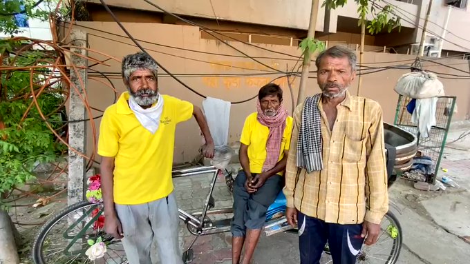 Number of rickshaw pullers in Lucknow that need financial support and other assistance so they can stay safe at home and not worry about losing their income.
