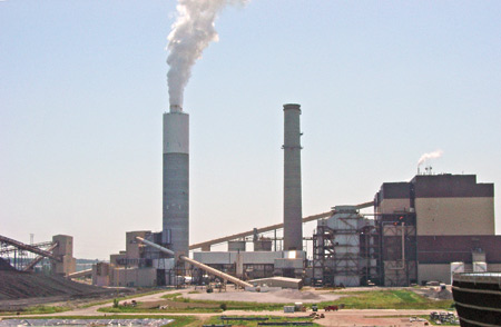 Milwaukee-based WEC Energy Group announced it was closing the Pleasant Prairie coal fired power plant (2 units, 595 MW each) permanently in the second quarter of 2018 as the company moves to cheaper natural gas and other energy sources. The power plant employs 158 people and the company said it will try to keep many of the employees by redeploying them to other facilities.