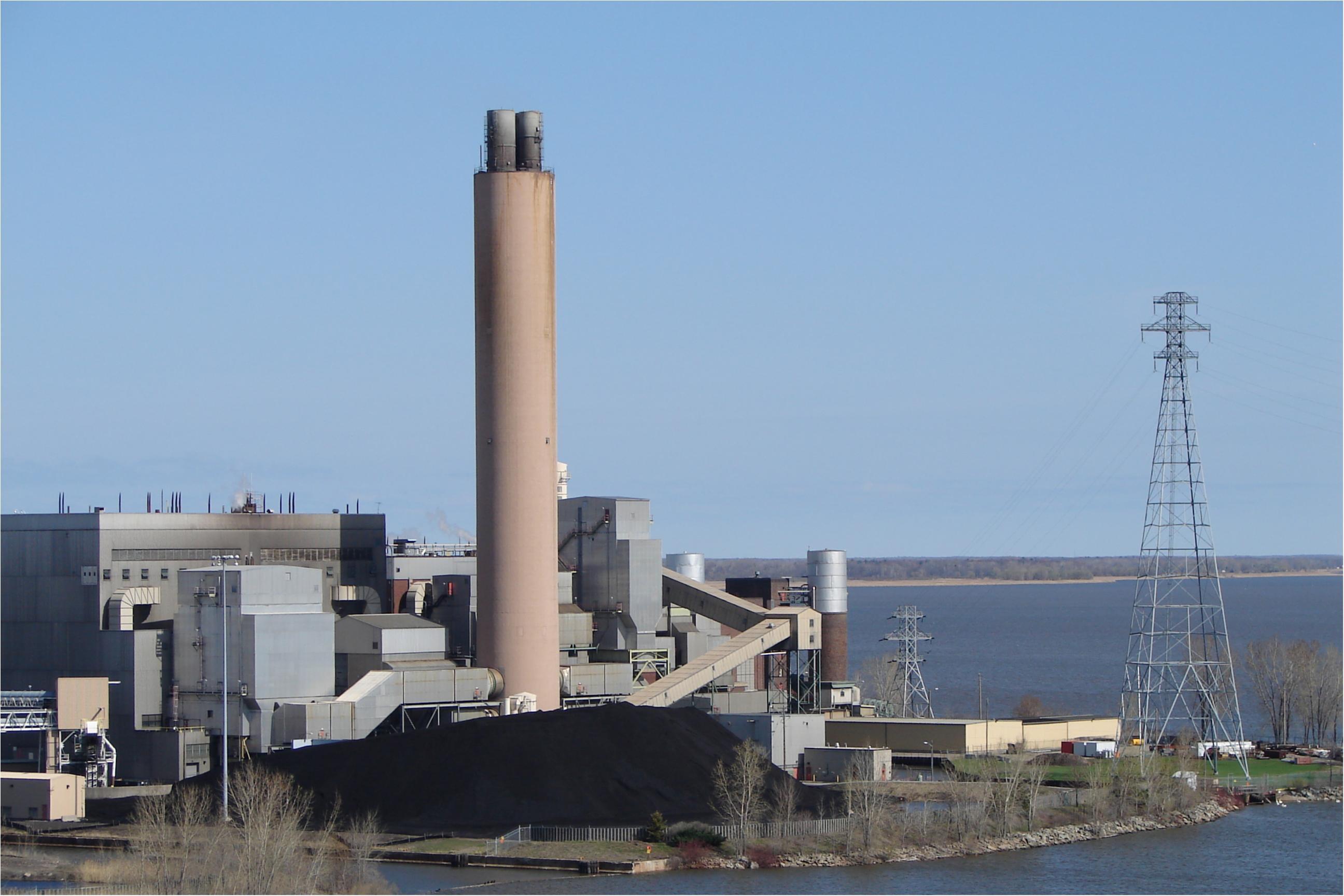 Wisconsin Public Service announced its decision to retire the last 2 units - Unit 7 (81.6 MW) and Unit 8 (149.6 MW) - at its J.P. Pulliam plant in Green Bay, WI. The plant will be shut down late 2018 to early 2019. Sustainable low gas prices, dramatic reduction in cost for renewable energy and stagnant demand have been cited as reasons for the closure. Fate of 46 employees is yet to be determined.