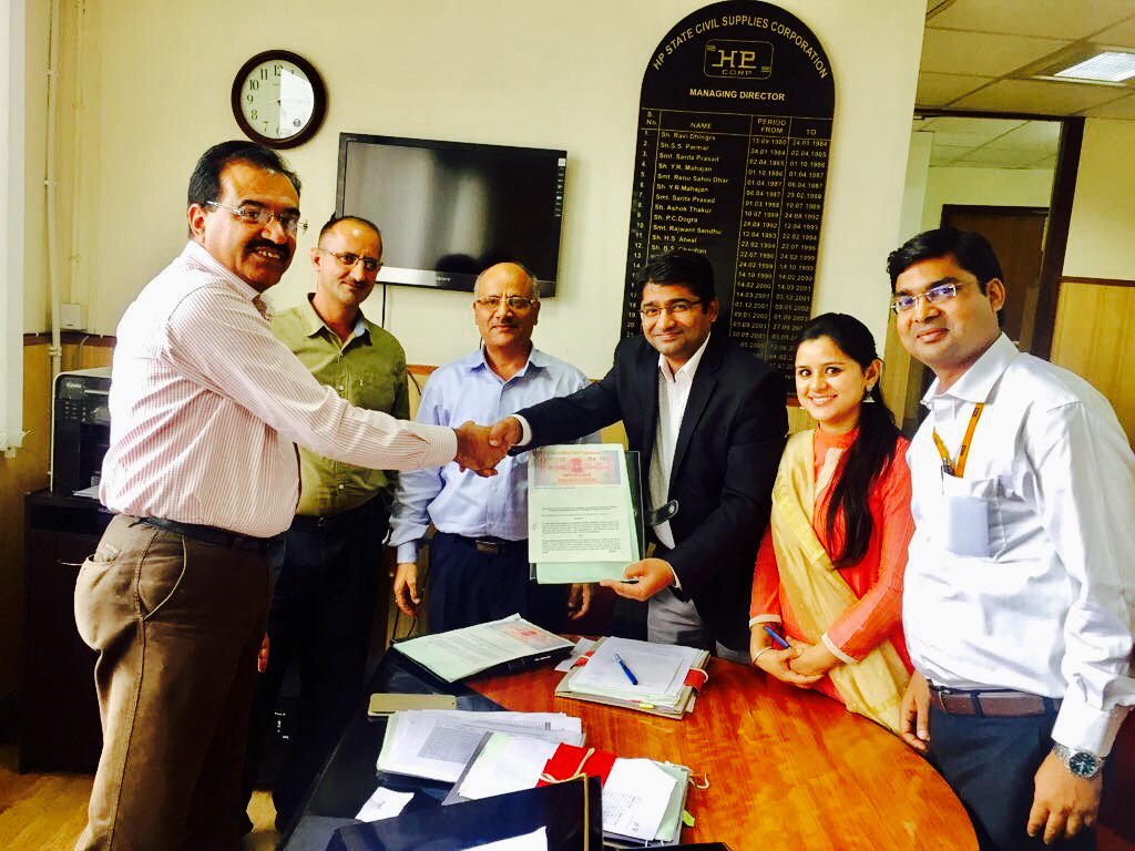 EESL ties up with HP State Civil Supplies Corporation so consumers can buy/replace #UJALA appliances across 108 retail outlets managed by the latter.