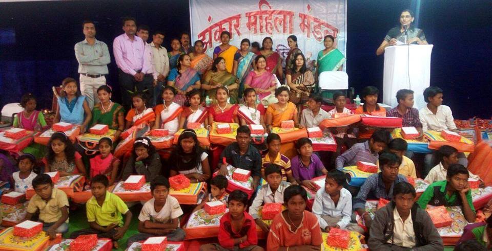 children attend the school Gurukul Ashramshala - a residential school set up and supported by Western Coalfields Limited (WCL) in Udasa, Nagpur. On 12 Jan 2017, the Jhankar Mahila Mandal of WCL distributed blankets and sweets to the students.