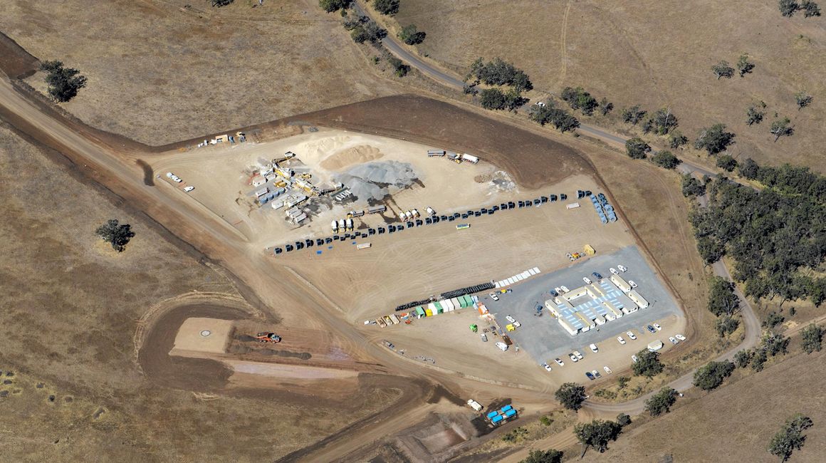 Foundational construction works continue on site with the first turbine expected in early Jun.