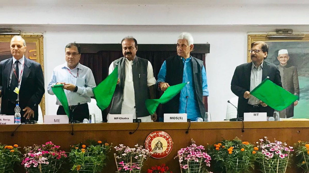 Tori-Balumath railway line and Balumath-CCL siding in Jharkhand inaugurated by Union Minister of State for Railways Manoj Sinha via video-conferencing.
