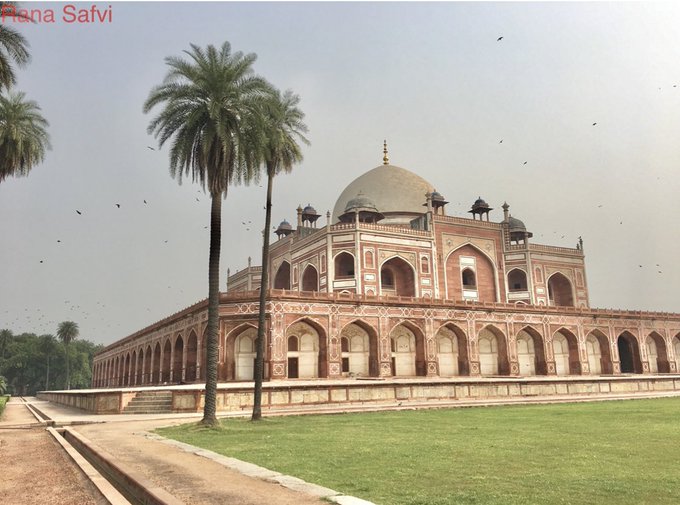 Humayun's Tomb, Delhi - Dormitory of the Mughals